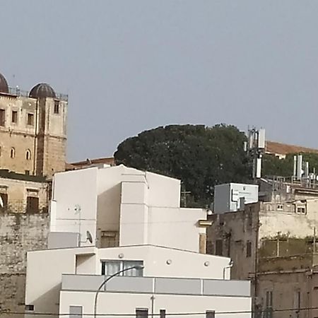 Star Apartment At The Cathedral Palermo Buitenkant foto